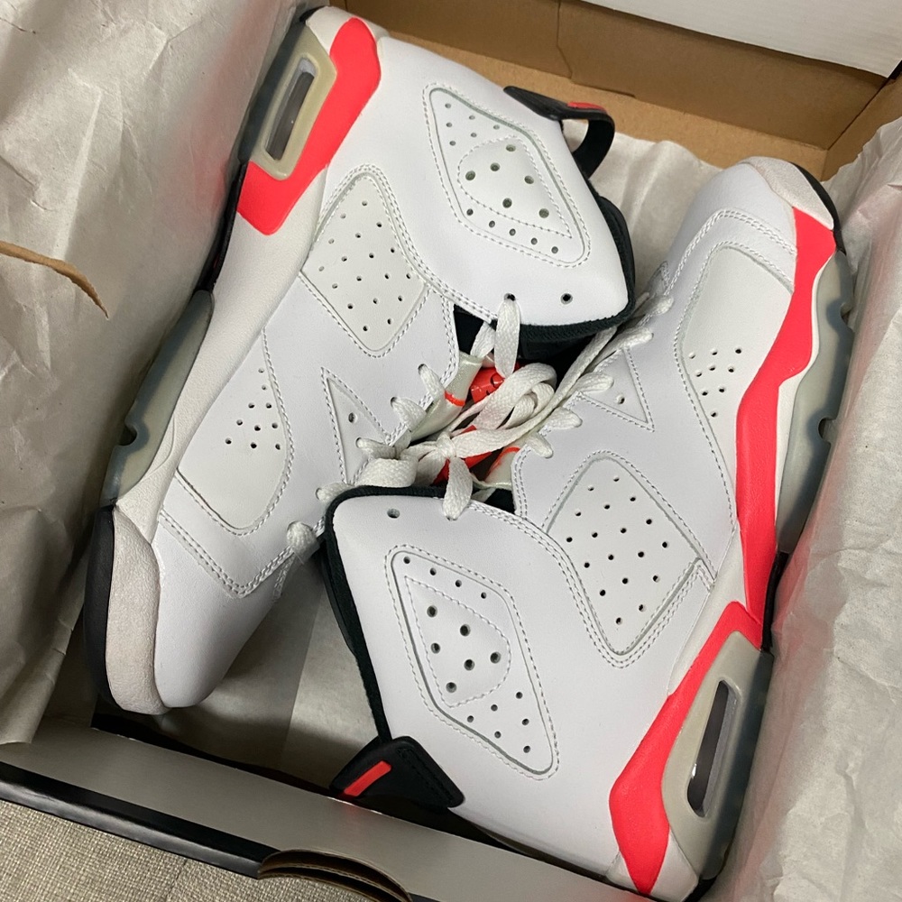 Air Jordan 6 Retro
